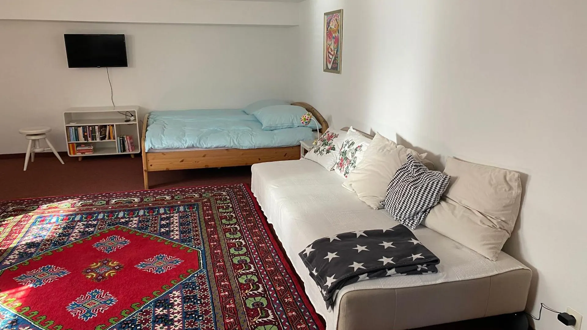 Airb33 Apartment Munich Privat With Little Terrace